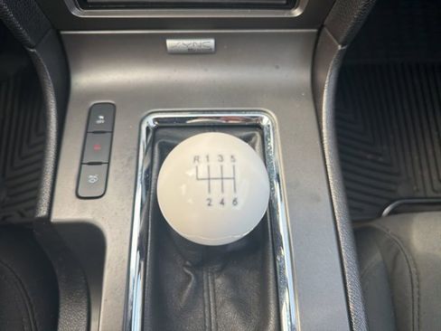 Used 2013 Ford Mustang GT image 23