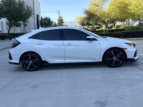 Used 2020 Honda Civic Sport image 2