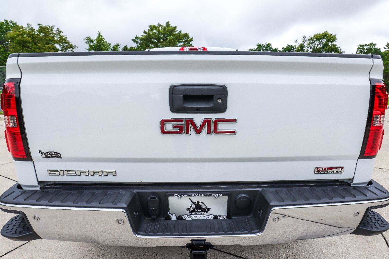Used 2014 GMC Sierra 1500 SLT w/ All-Terrain Package AWD/4WD image 38
