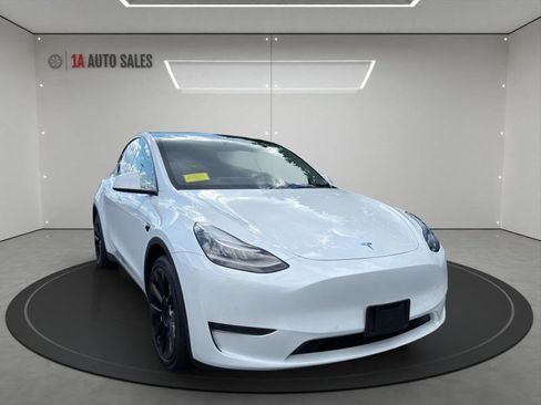 Used 2020 Tesla Model Y Long Range AWD/4WD image 7