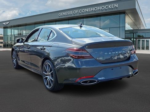 Used 2025 Genesis G70 2.5T image 4