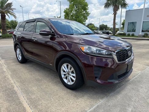 Used 2019 Kia Sorento AWD V6 image 7