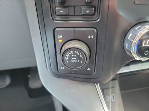 Used 2021 Ford F150 Lariat w/ Equipment Group 502A High AWD/4WD image 34