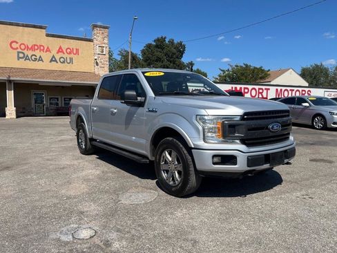 Used 2019 Ford F150 XLT w/ Equipment Group 302A Luxury AWD/4WD image 3