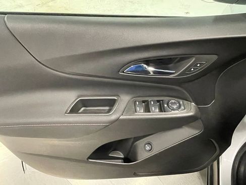 Used 2024 Chevrolet Equinox RS w/ LPO, Floor Liner Package image 21