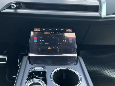 New 2026 Cadillac Vistiq Sport AWD/4WD image 17