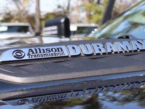 Used 2021 Chevrolet Silverado 2500 LTZ w/ LTZ Plus Package AWD/4WD image 62