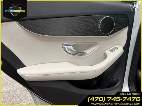 Used 2017 Mercedes-Benz C 300 Sedan image 12