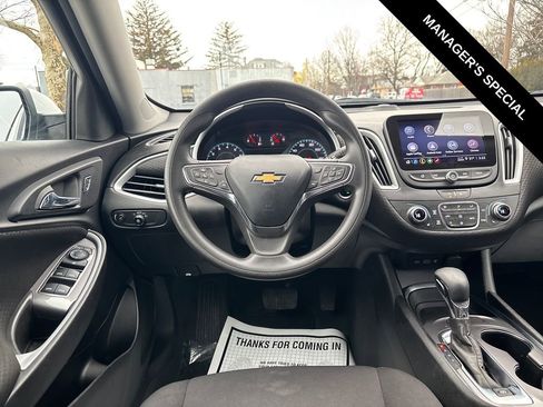 Used 2023 Chevrolet Malibu LT image 17