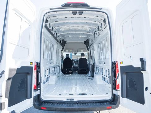 Certified 2025 Ford Transit 250 148 High Roof Extended RWD image 8