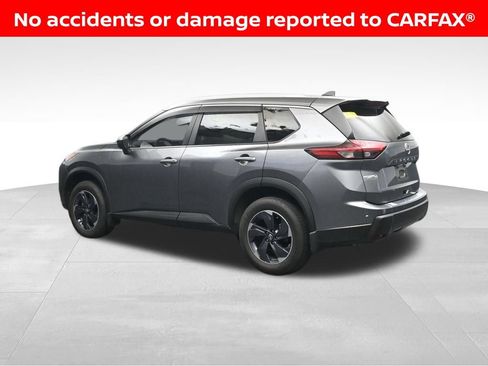 Used 2025 Nissan Rogue SV w/ SV Premium Package FWD image 3