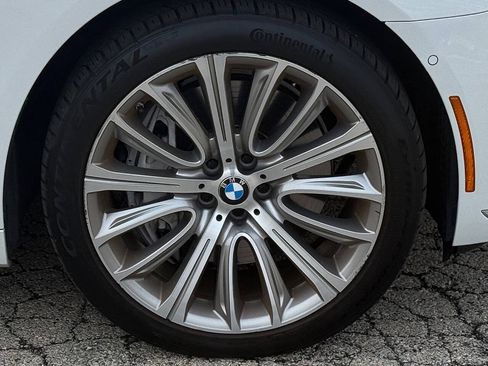 Used 2016 BMW 750i xDrive AWD/4WD image 14