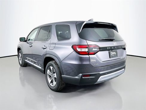 New 2025 Honda Pilot EX-L image 10