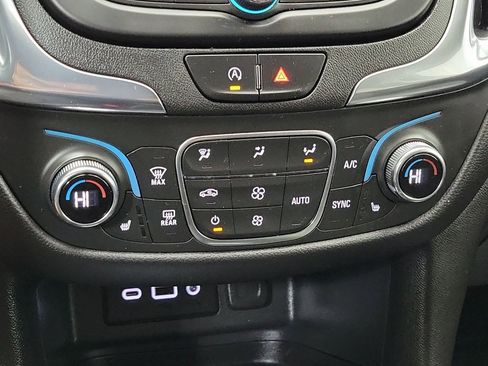 Certified 2023 Chevrolet Equinox LT image 14