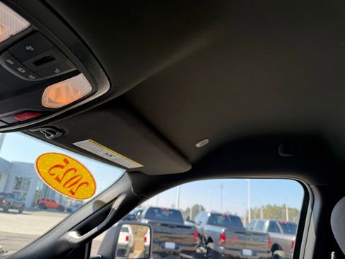 Used 2025 RAM 2500 Big Horn image 21