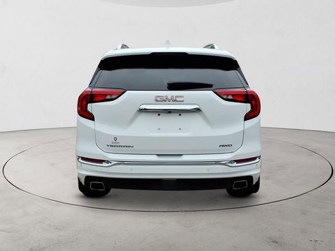 Used 2018 GMC Terrain Denali w/ LPO, 'HIT The Road' Package AWD/4WD image 6