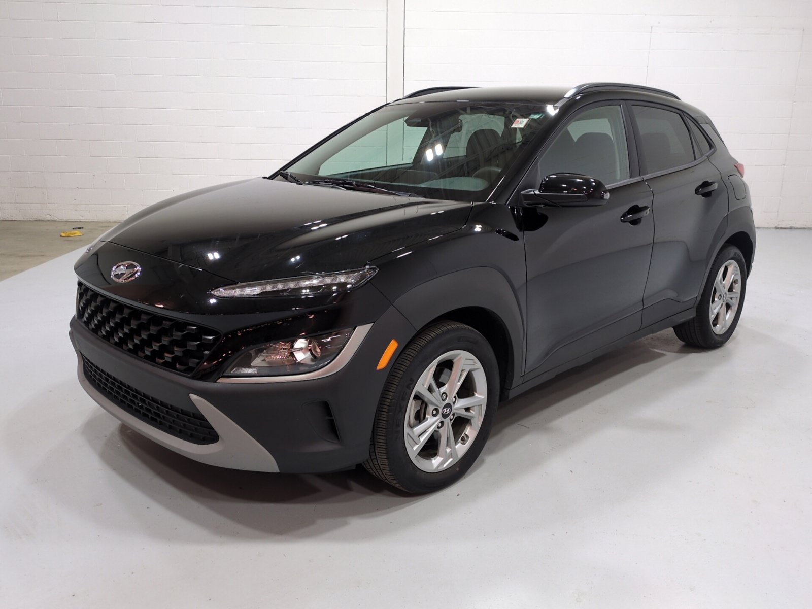 Certified 2023 Hyundai Kona SEL w/ Cargo Package AWD/4WD image 7