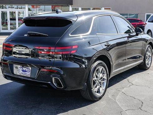Used 2025 Genesis GV70 2.5T image 6