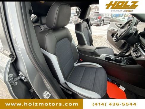 Certified 2024 Buick Envista Preferred w/ Convenience II Package image 27