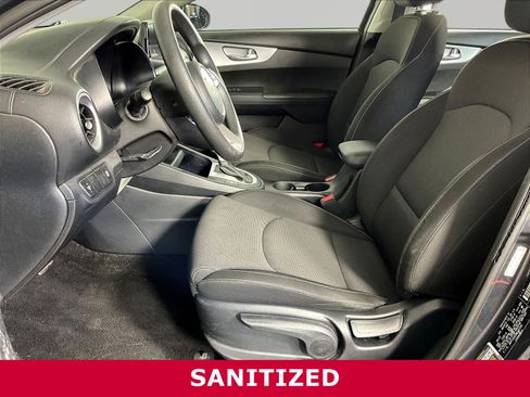 Certified 2022 Kia Forte LXS FWD image 19