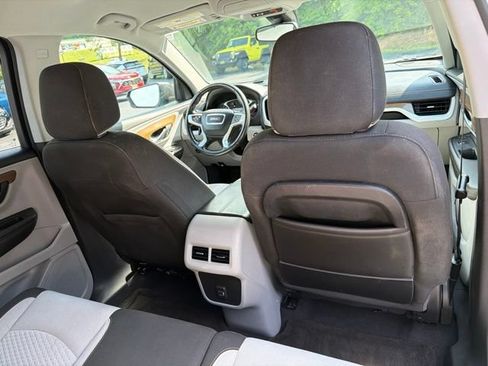 Used 2020 GMC Terrain SLE w/ Driver Convenience Package FWD image 35