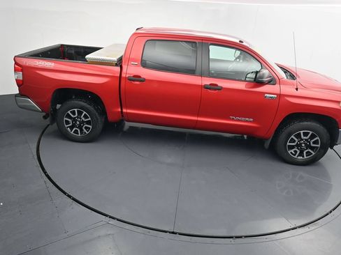 Used 2015 Toyota Tundra SR5 w/ TRD Off Road Package AWD/4WD image 28
