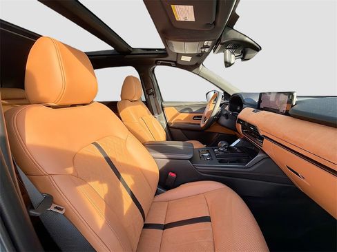 Used 2025 MAZDA CX-70 3.3 Turbo S w/ Premium Plus image 34