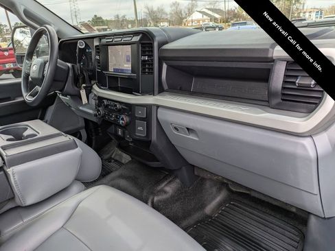 Used 2024 Ford F250 XL RWD image 14