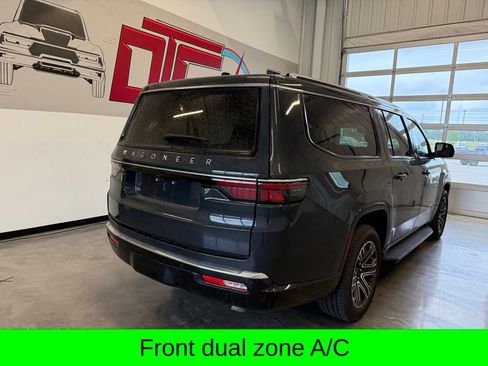 Used 2024 Jeep Wagoneer L 4WD w/ Premium Group I image 4