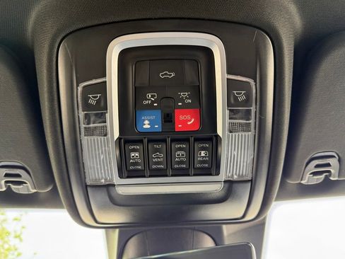Used 2024 RAM 1500 TRX AWD/4WD image 28