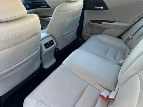 Used 2015 Honda Accord EX-L image 14
