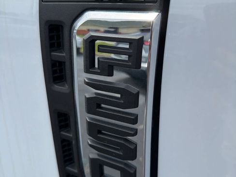 New 2025 Ford F250 XL w/ FX4 Off-Road Package AWD/4WD image 29