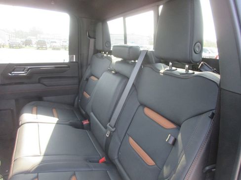 New 2026 GMC Sierra 3500 AT4 AWD/4WD image 16