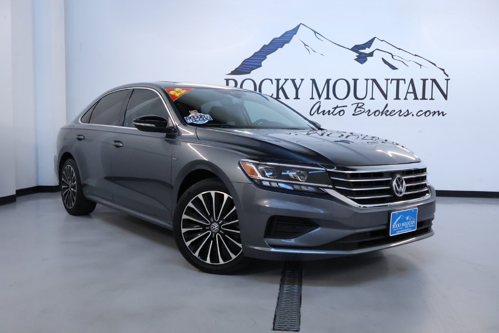 Used 2022 Volkswagen Passat 2.0T FWD 360° Tour