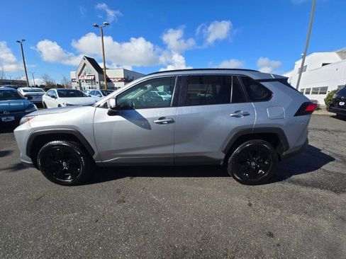Used 2023 Toyota RAV4 XLE w/ Convenience Package AWD/4WD image 6