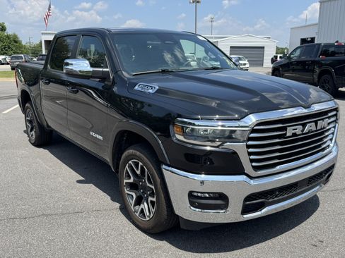 Used 2025 RAM 1500 Laramie RWD image 3
