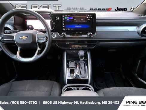 Used 2024 Chevrolet Colorado LT image 13