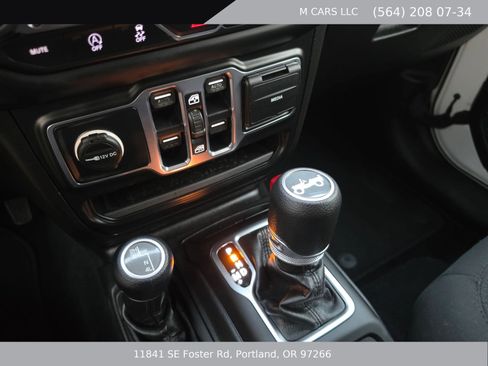 Used 2019 Jeep Wrangler Unlimited Sport S AWD/4WD image 16
