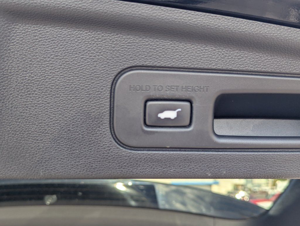 Used 2022 Acura MDX SH-AWD image 31