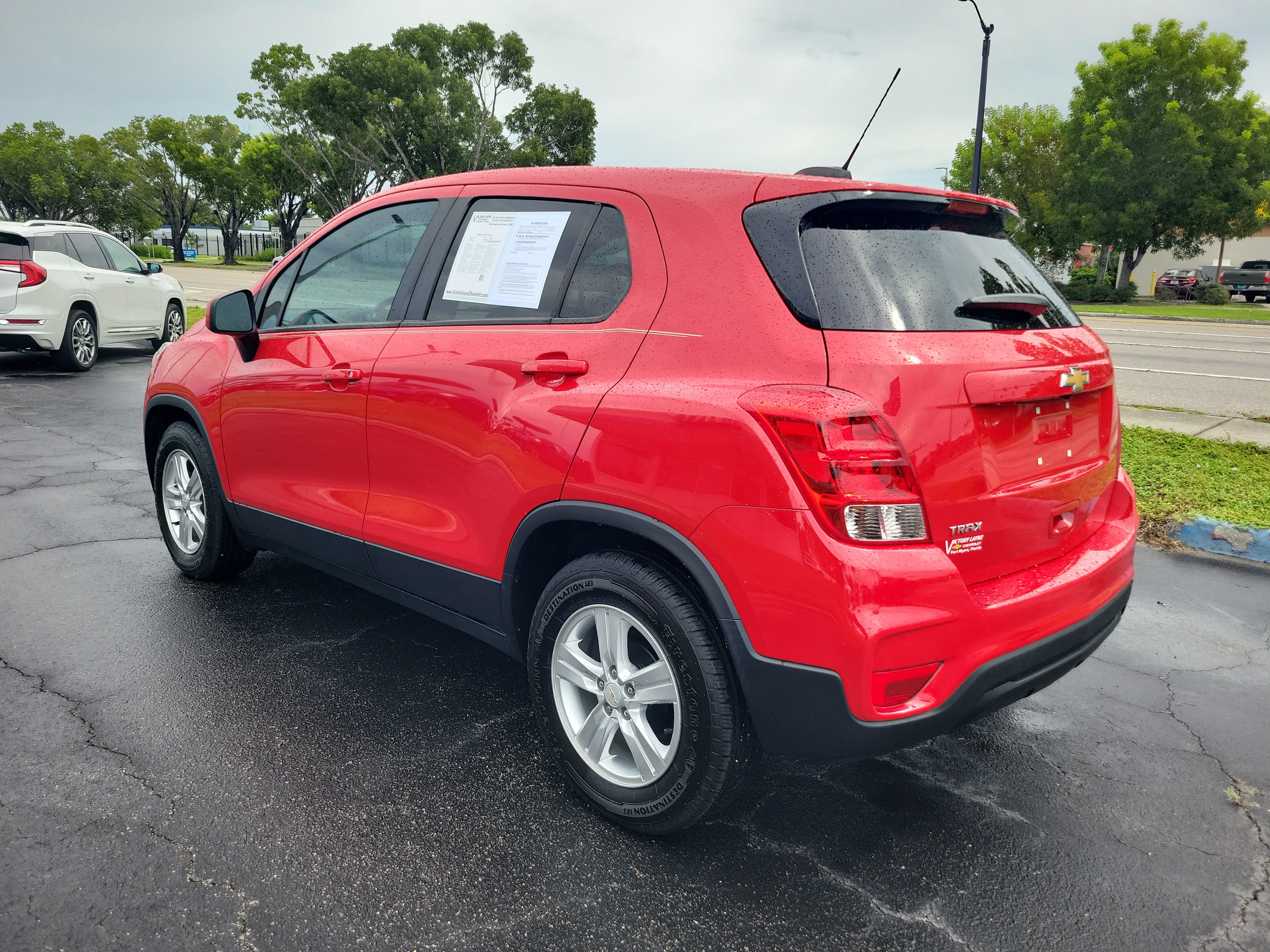 Used 2020 Chevrolet Trax LS w/ Tint and Cruise Package FWD image 3