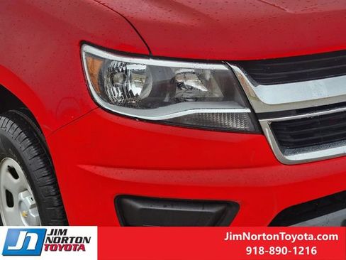 Used 2017 Chevrolet Colorado W/T w/ WT Convenience Package image 10