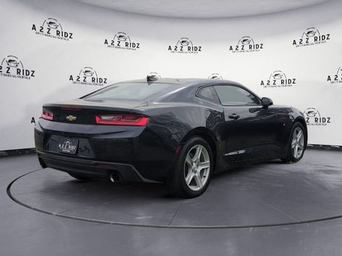Used 2016 Chevrolet Camaro LT RWD image 6