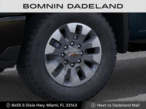 New 2026 Chevrolet Silverado 2500 Custom w/ Custom Value Package AWD/4WD image 9