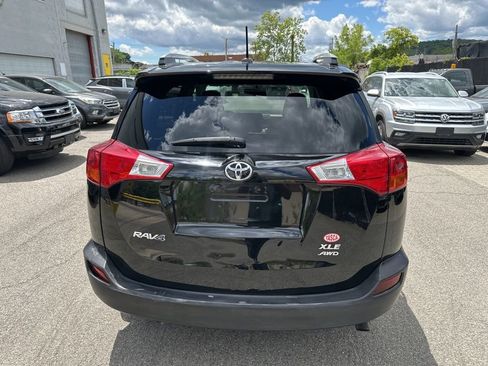 Used 2015 Toyota RAV4 XLE AWD/4WD image 5