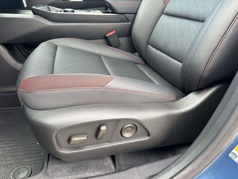 New 2026 Chevrolet Suburban Premier image 43