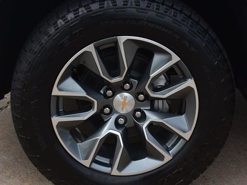New 2026 Chevrolet Silverado 1500 LT w/ All Star Edition Plus AWD/4WD image 11