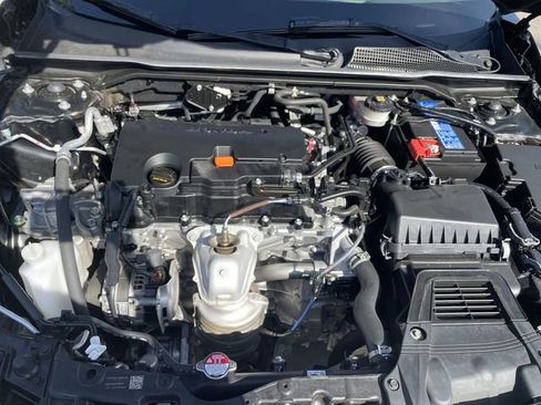 Used 2024 Honda Civic Sport image 28