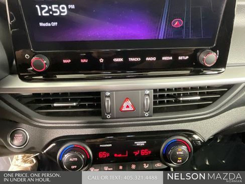 Used 2024 Kia Forte GT-Line image 34