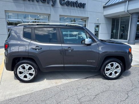 Used 2017 Jeep Renegade Limited AWD/4WD image 4