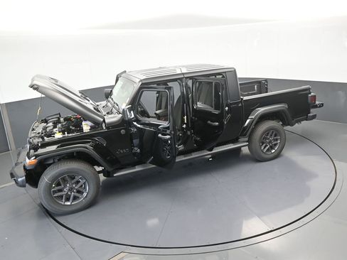New 2026 Jeep Gladiator Sport image 58